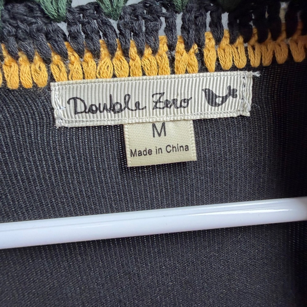 Double Zero Crochet Trim Vest M Black Multicolor Open Front Sleeveless Cardigan - Picture 3 of 5